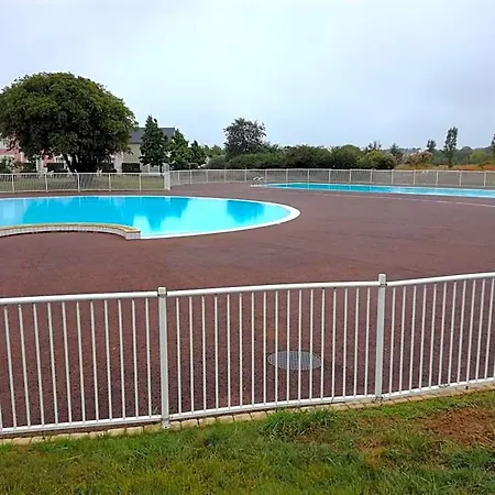 Maison Acces Piscine Gratuite 假日公园 *